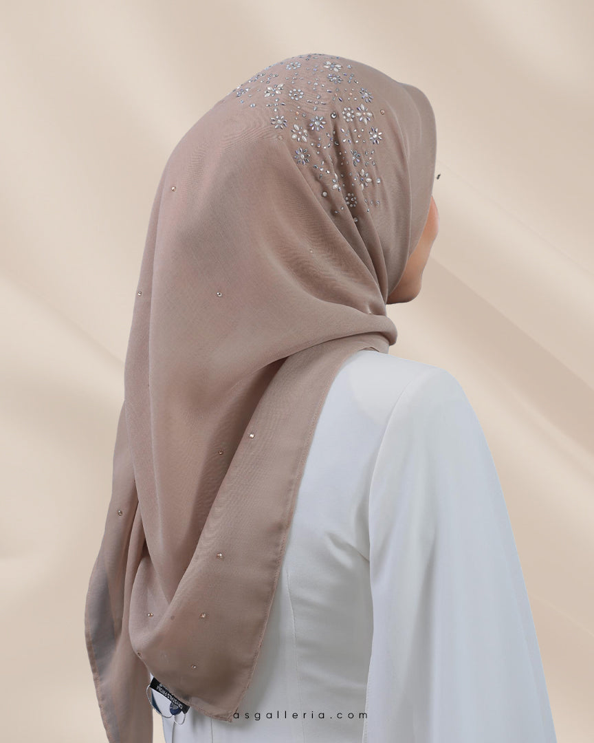 LIMITED BLACK LABEL 106