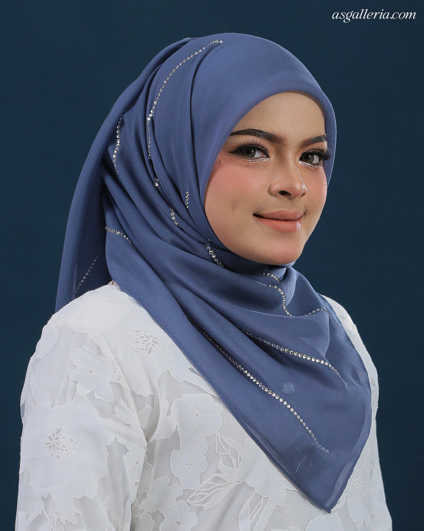 BAWAL ADRIANA CRYSTAL