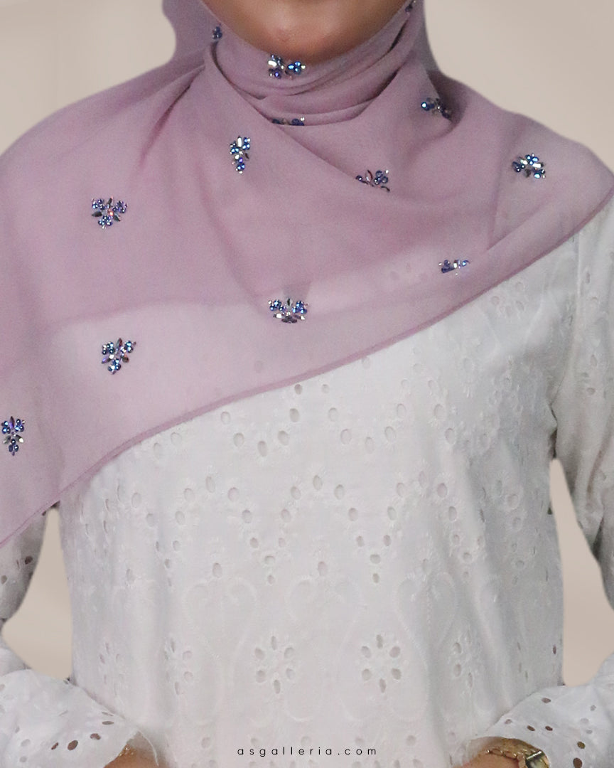 BAWAL CENDANA SARI